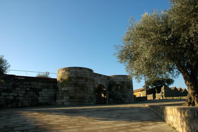 castelosdefronteita.com